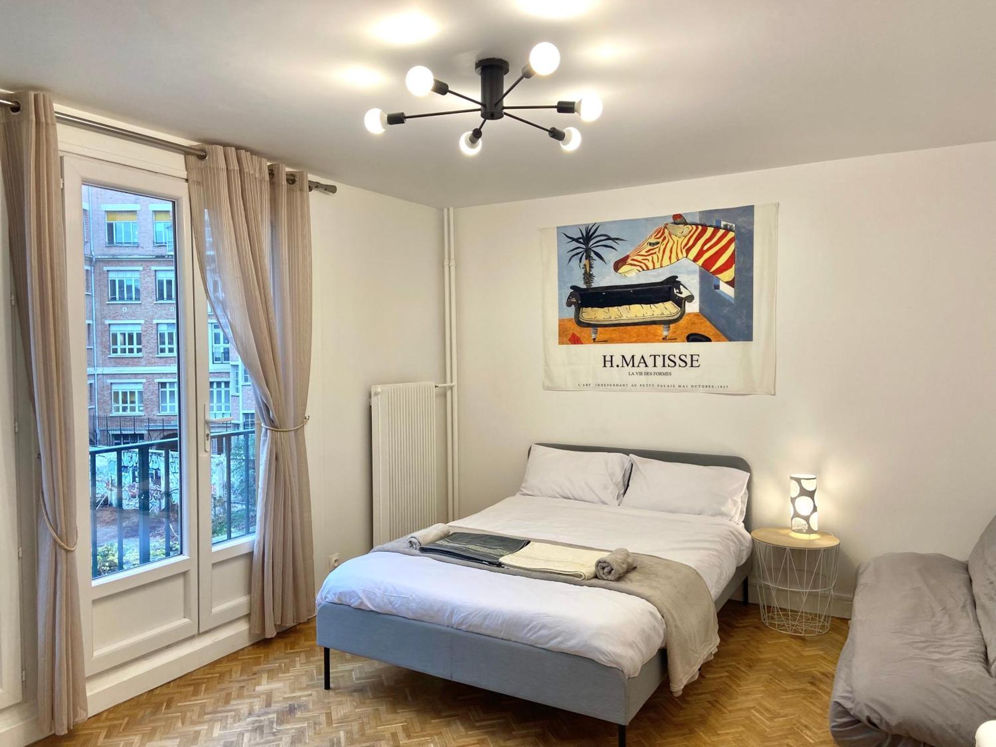 Paris: Agreable Chambre D'Un Grand Artiste Apartamento Exterior foto